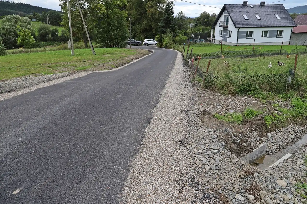 W tych miejscowościach zmodernizowano wewnętrzne drogi gminne