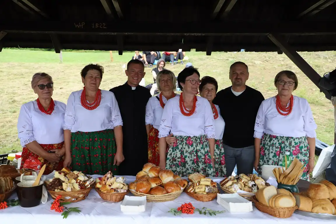 Góra Jaworz zdobyta podczas akcji Odkryj Beskid Wyspowy