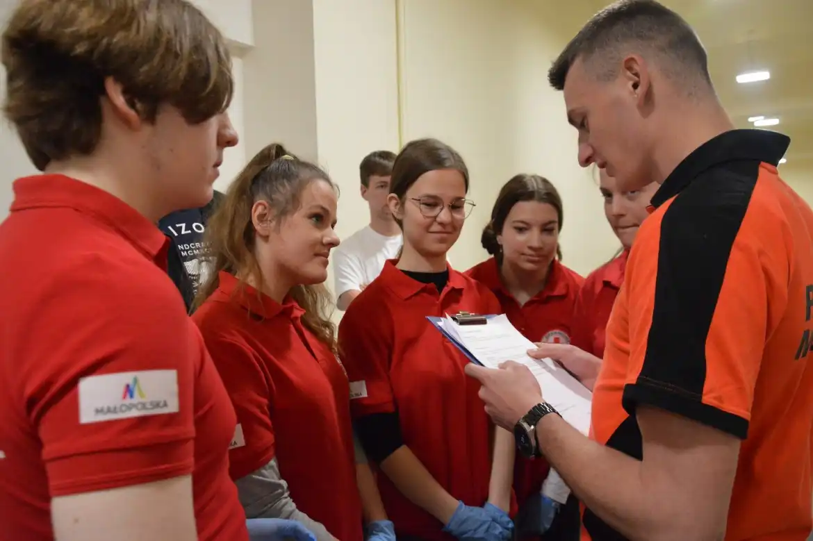 Zespołowy sukces młodych ratowników z ZSP w Krynicy-Zdroju