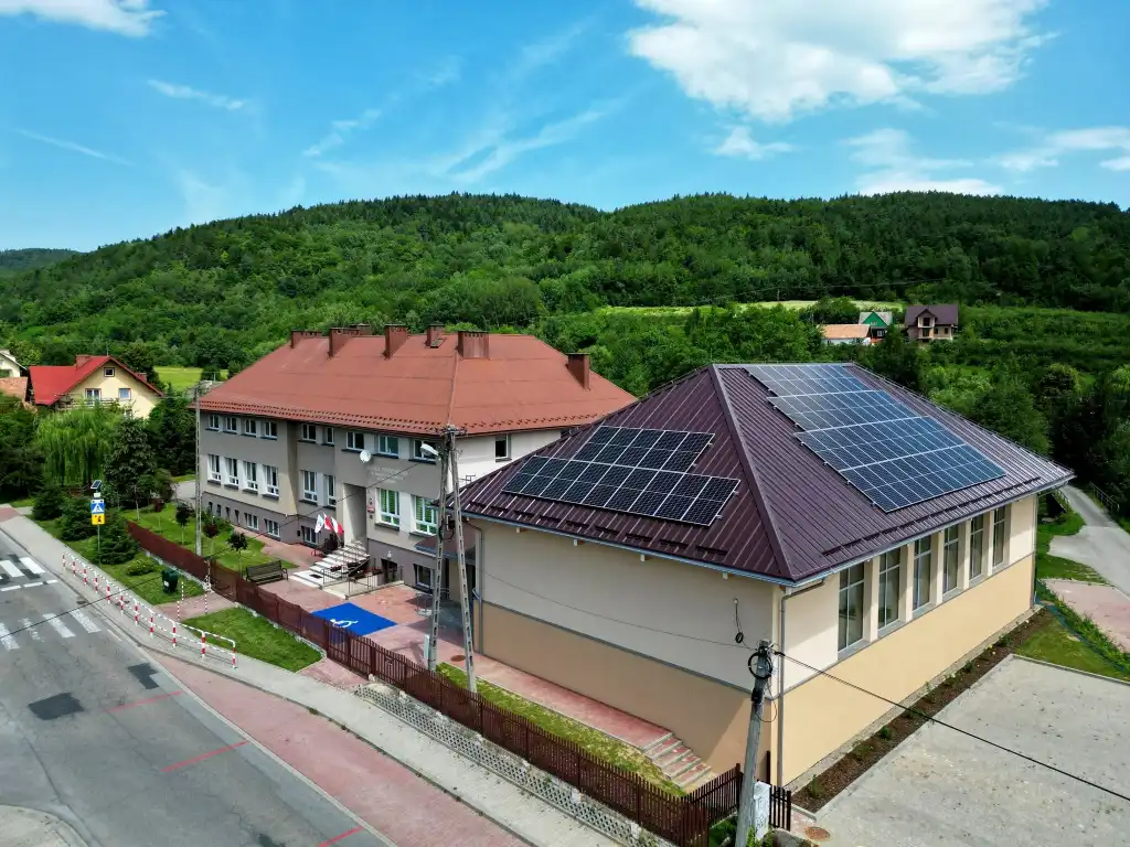Łukowica modernizuje szkołę w Jastrzębiu. Rusza przetarg
