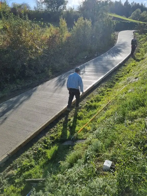 W Gminie Korzenna PUK buduje kolejne drogi