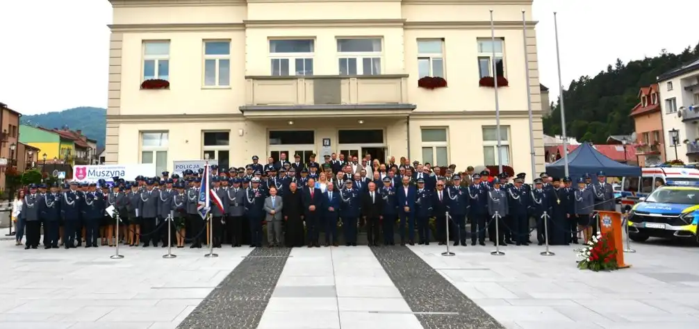 Sądeccy policjanci świętowali w Muszynie