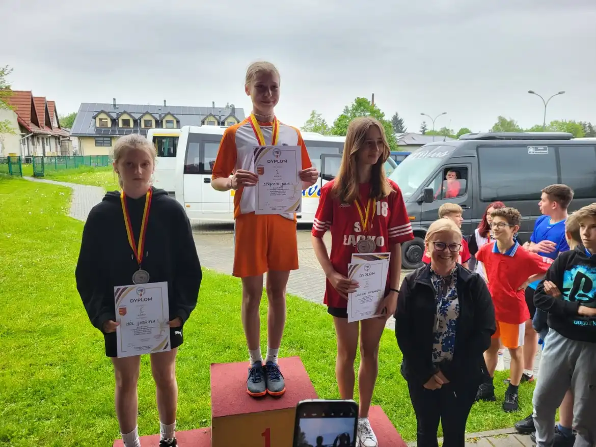 W Nawojowej rozegrano Powiatowe Zawody w Czwórboju Lekkoatletycznym