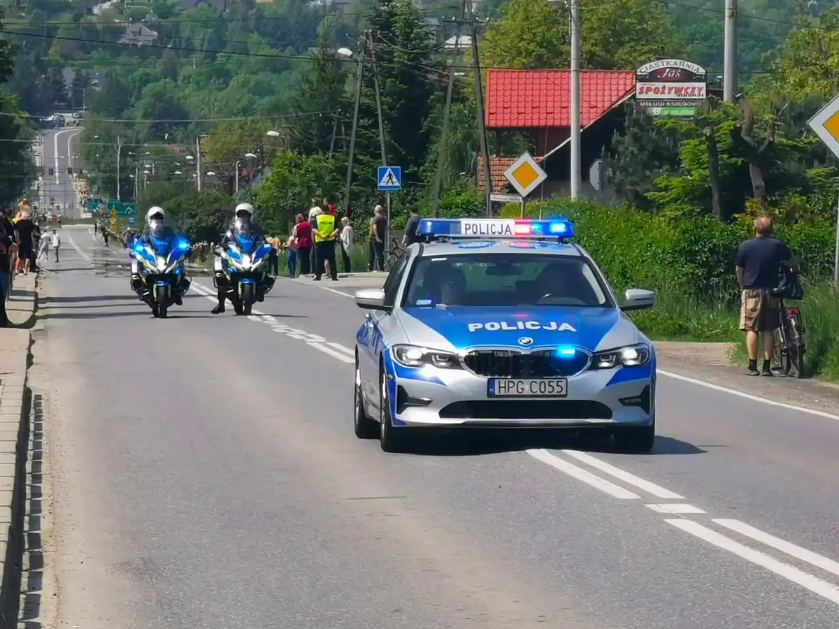 Sądeccy Policjanci zabezpieczali Orlen Wyścig Narodów