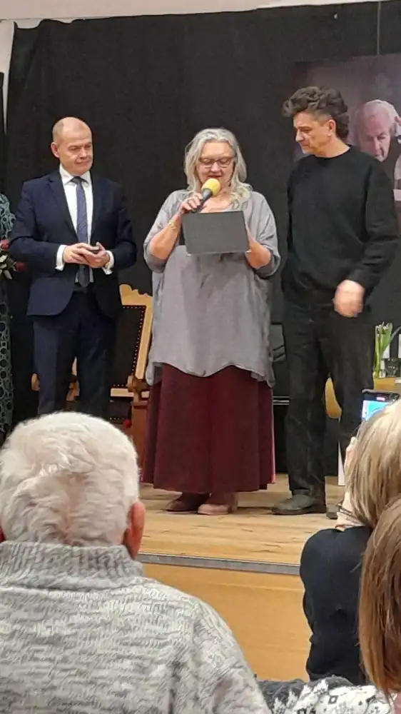 Danuta Szaflarska na zawsze w Piwnicznej. Pamiątkowa tablica odsłonięta