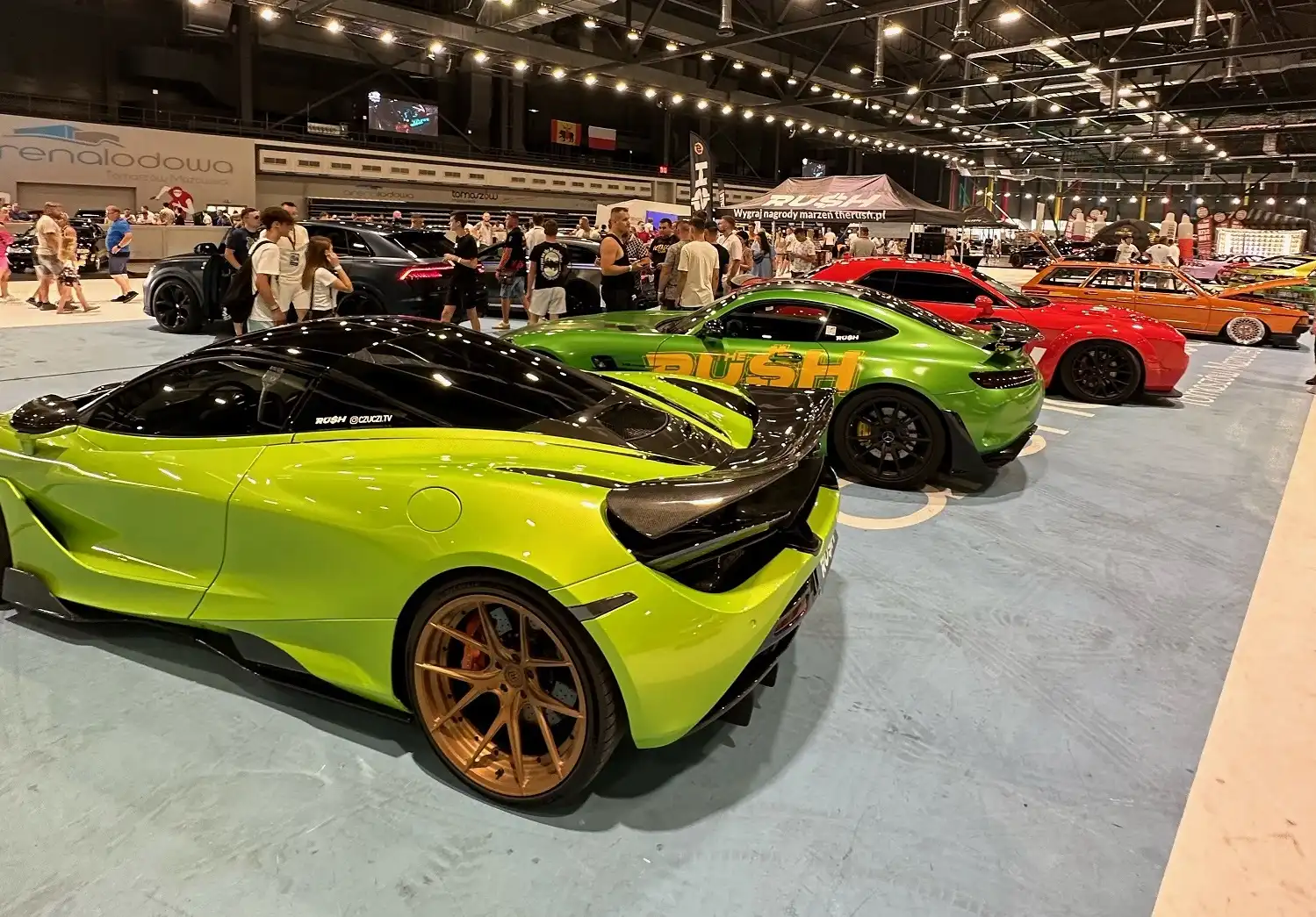 Ferrari, Lamborghini i szczytny cel. Super samochody spełniają marzenia dzieci i zbierają pieniądze na karetki. Już w ten piątek i sobotę w Bochni