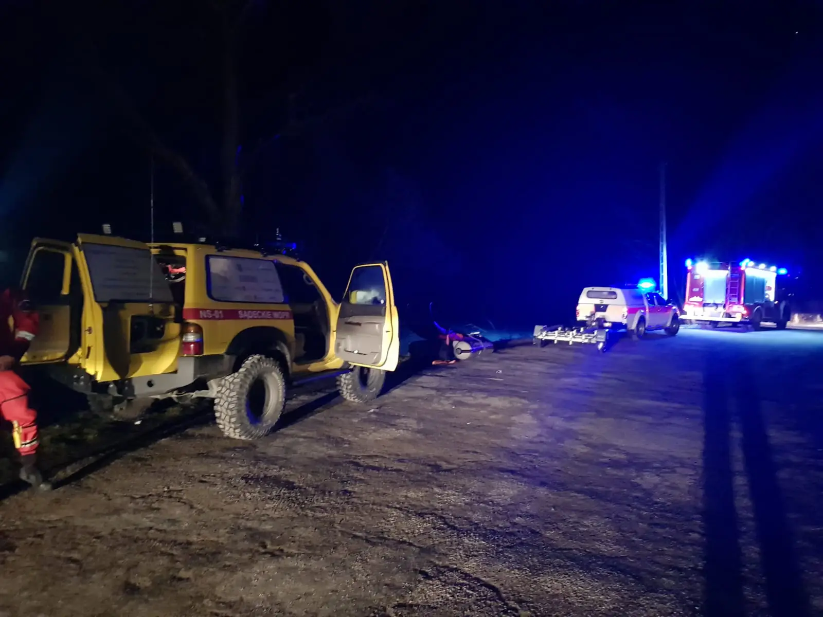 Wypadek w Tropiu. Mężczyzna spadł ze skarpy
