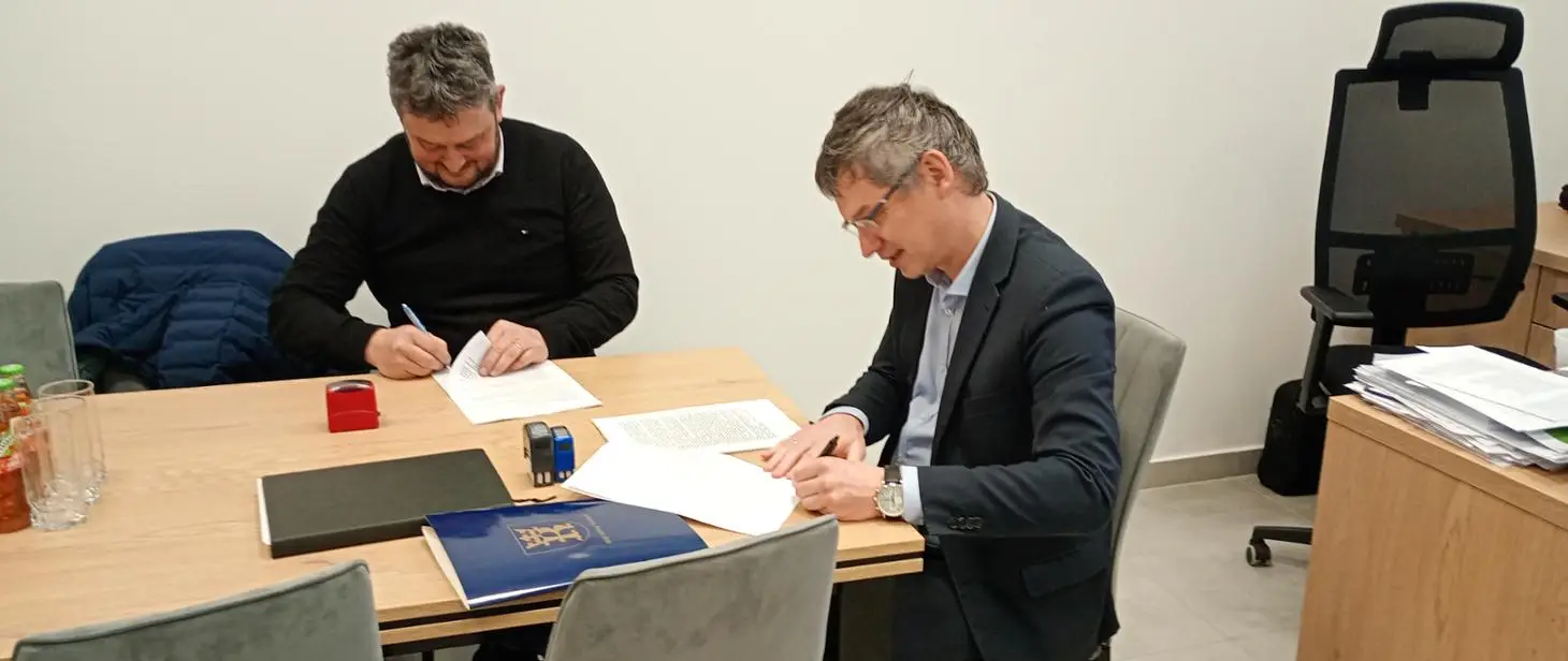 Nowe nawierzchnie i odwodnienie. Ruszają inwestycje drogowe w Tymbarku i Zamieściu