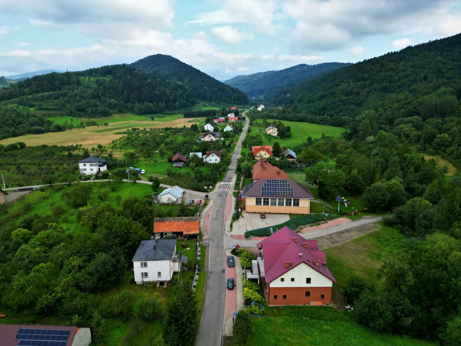 Droga przy szkole w Jastrzębiu przejdzie kompleksową modernizację. Ruszył przetarg