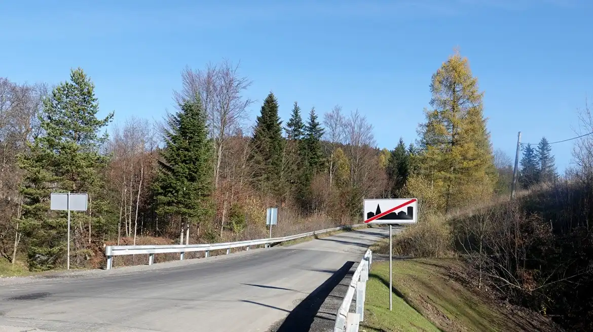 Trwa modernizacja drogi powiatowej Kotów – Kamianna
