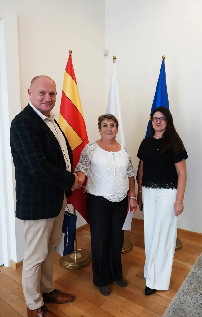 Wdzięczność i życzenia na dalszą drogę. Pożegnanie w Starostwie Powiatowym