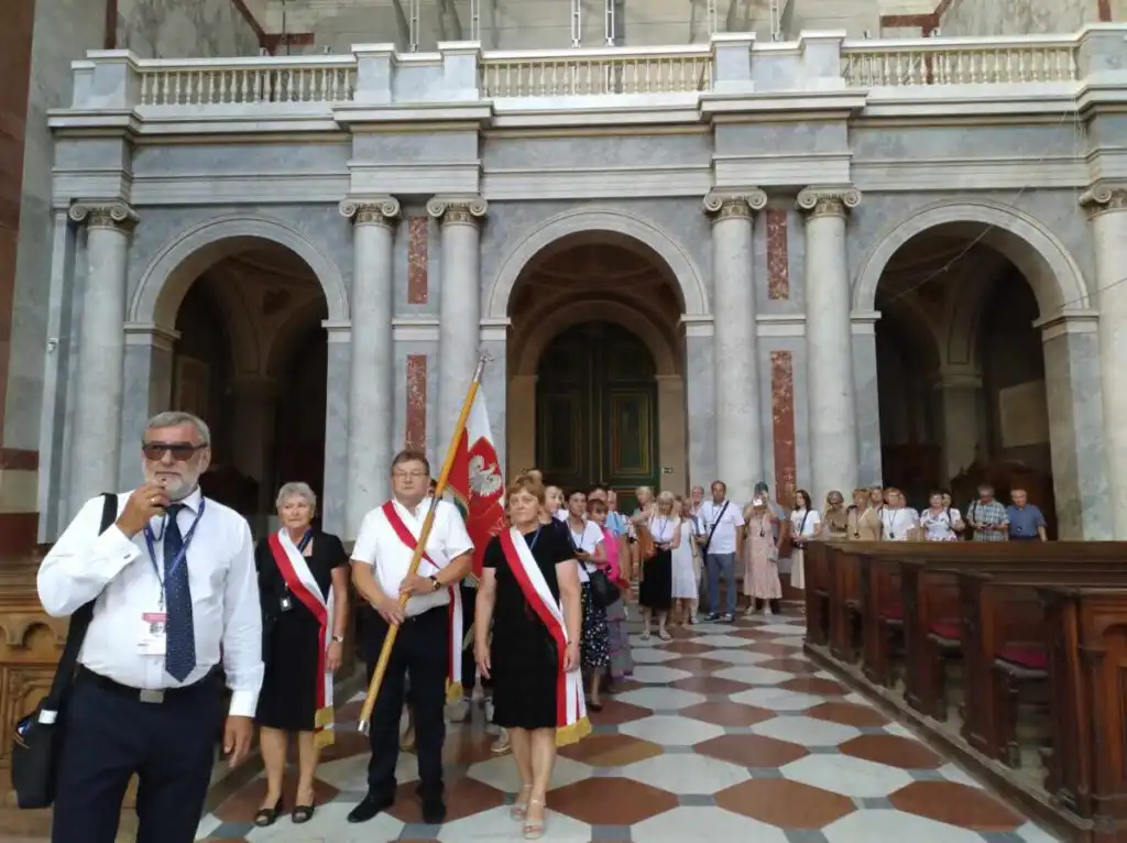 Na Węgrzech odsłonięto tablicę pamiątkową z okazji kanonizacji św. Kingi