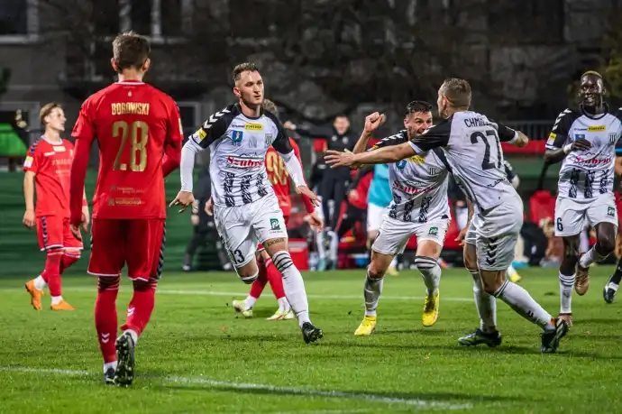 Sandecja pokonuje Zagłębie Sosnowiec