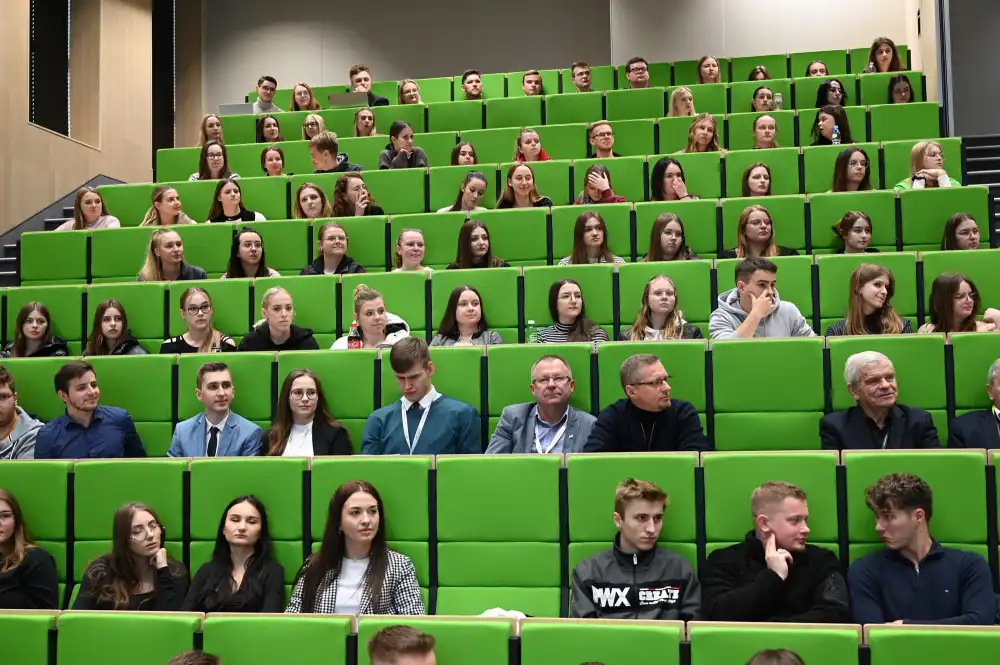 XVIII Ogólnopolskie Sympozjum Kół Naukowych w Wydziale Nauk Ekonomicznych Akademii Nauk Stosowanych w Nowym Sączu