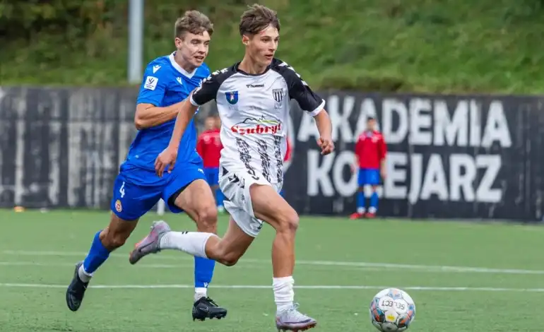Raków Częstochowa wygrywa w meczu U19 z Sandecją Nowy Sącz