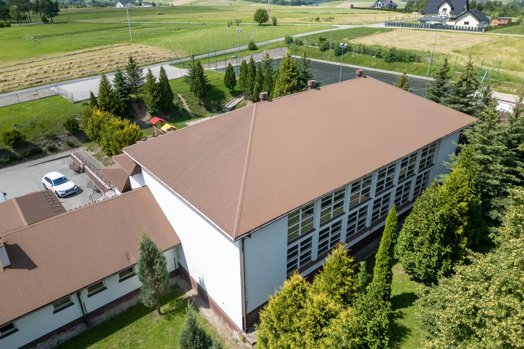 Gmina Grybów inwestuje w infrastrukturę oświatową. Kolejna szkoła zostanie zmodernizowana