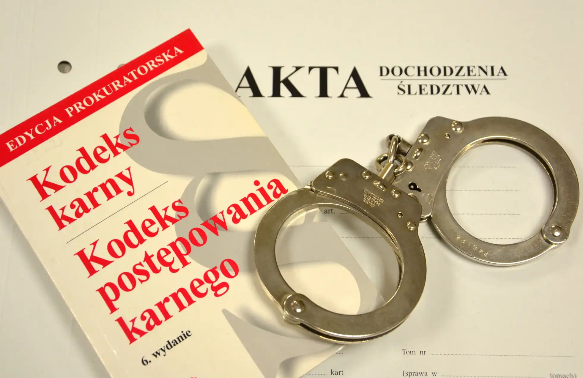 Nowy Sącz: Ukradł dwie butelki alkoholu i pobił ochroniarzy. Grozi mu do 10 lat więzienia