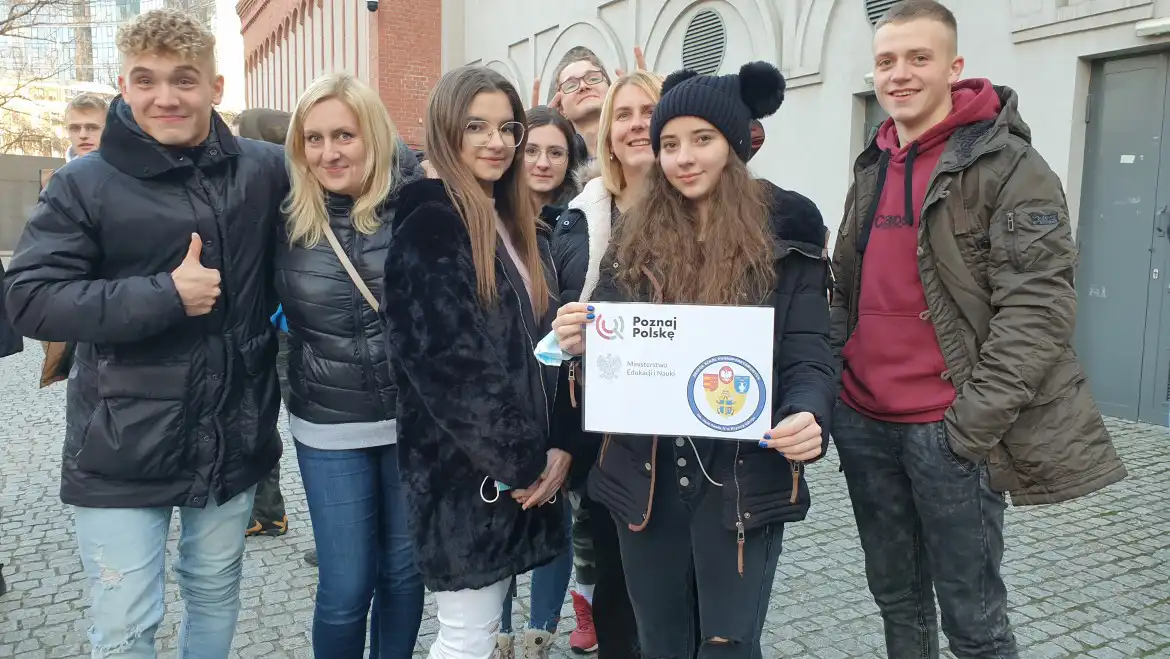 Uczniowie ZSP w Krynicy-Zdroju "Poznają Polskę"