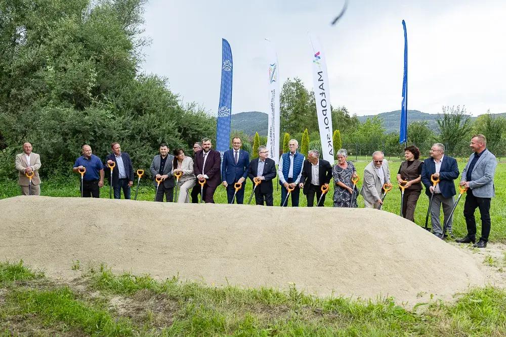 Ponad 100 mln zł na nową drogę. Rozpoczyna się budowa obwodnicy Łącka