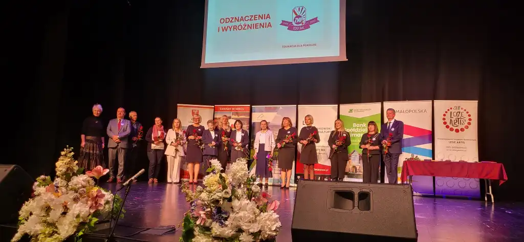 Wielka Gala ZNP w Limanowej. 120 lat służby edukacji i wzruszające wyróżnienia