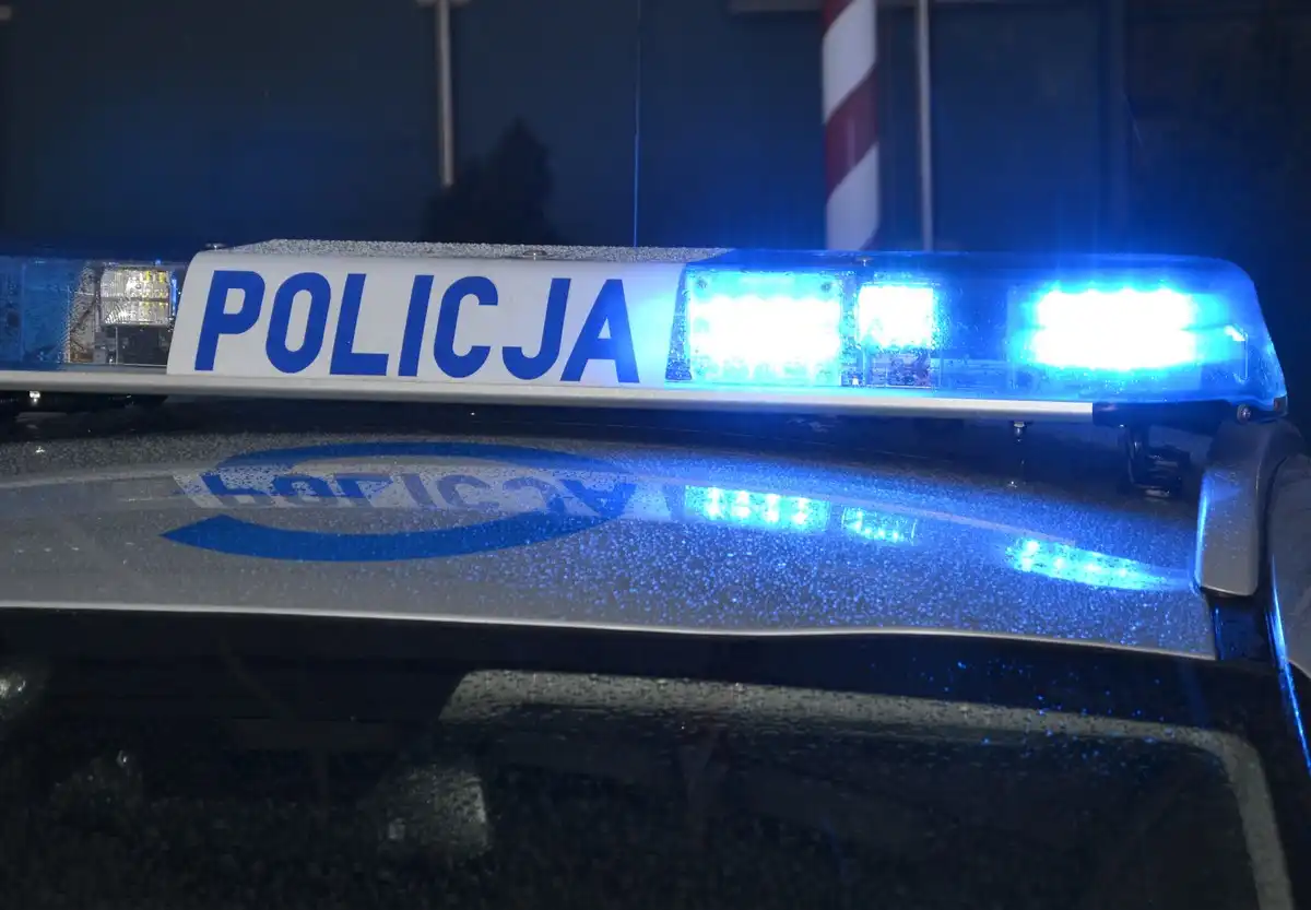 Pościg jak z filmu na Sądecczyźnie. Kierowca z dożywotnim zakazem uciekał przed policją