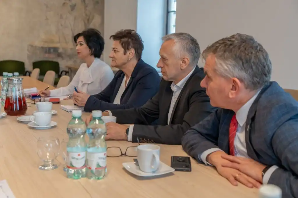 Gmina Łącko inwestuje w transport. 28 przystanków do modernizacji