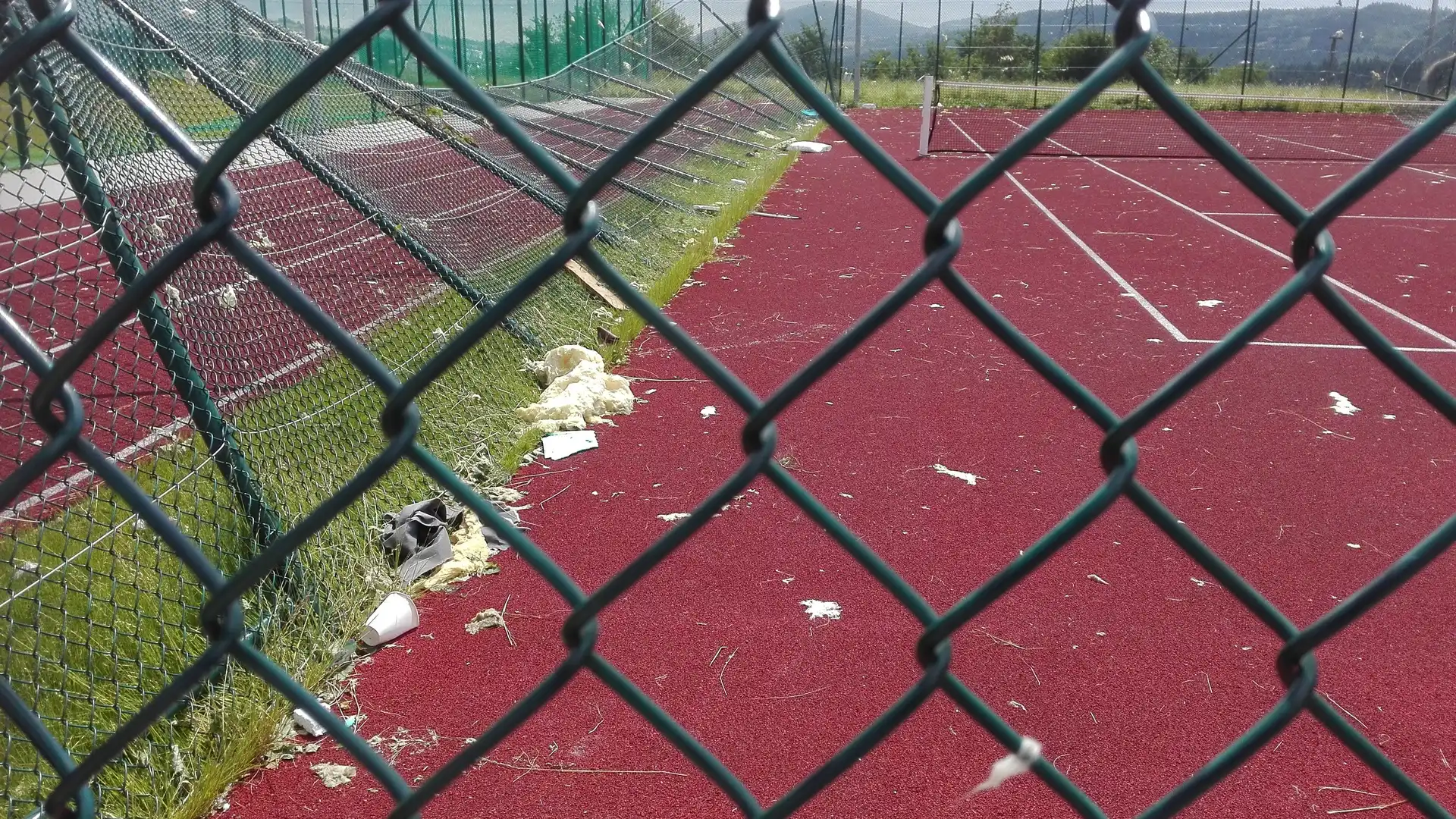 Gmina Chełmiec z dotacją w wysokości 300 tys. zł na odbudowę infrastruktury sportowej w Librantowej