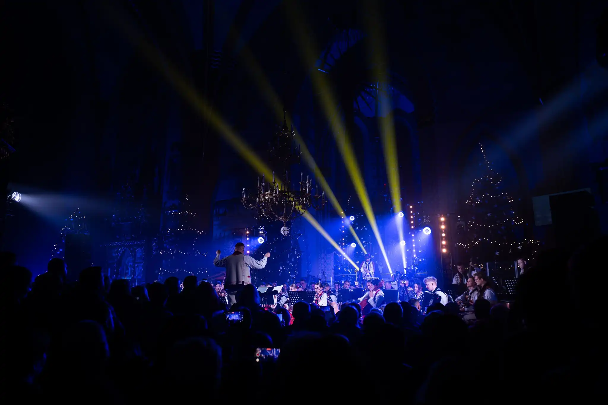 Muzyczna odyseja w świetle iluminacji. Zagórzański Koncert Noworoczny
