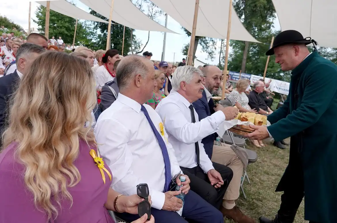 Barwne dożynki w Korzennej przyciągnęły tłumy