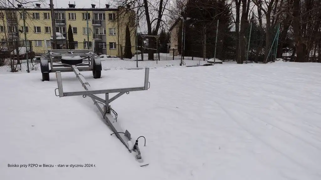Szykuje się modernizacja infrastruktury sportowej przy Powiatowym Zespole Placówek Oświatowych w Bieczu