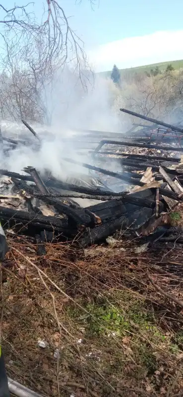 Pożar w Brzanie. Płonął budynek gospodarczy