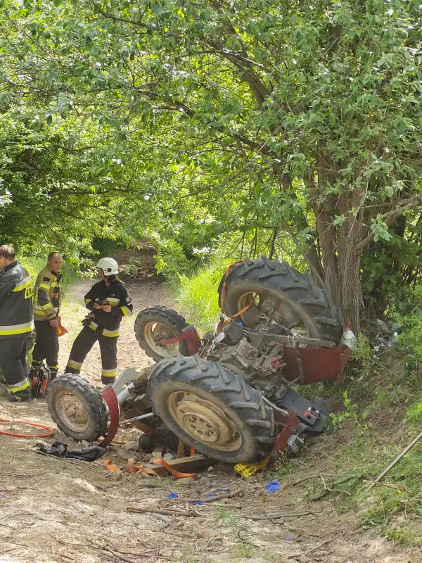 W Zawadce ciągnik rolniczy przygniótł mężczyznę. W akcji śmigłowiec LPR