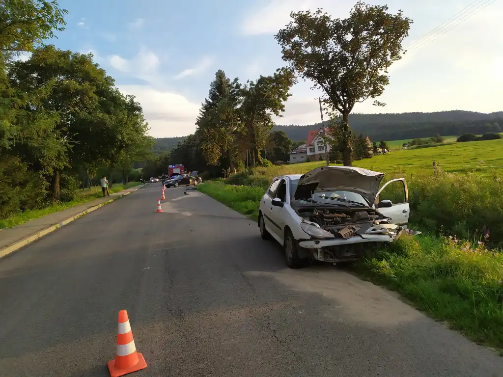Wypadek w Hańczowej. Jedna osoba trafiła do szpitala