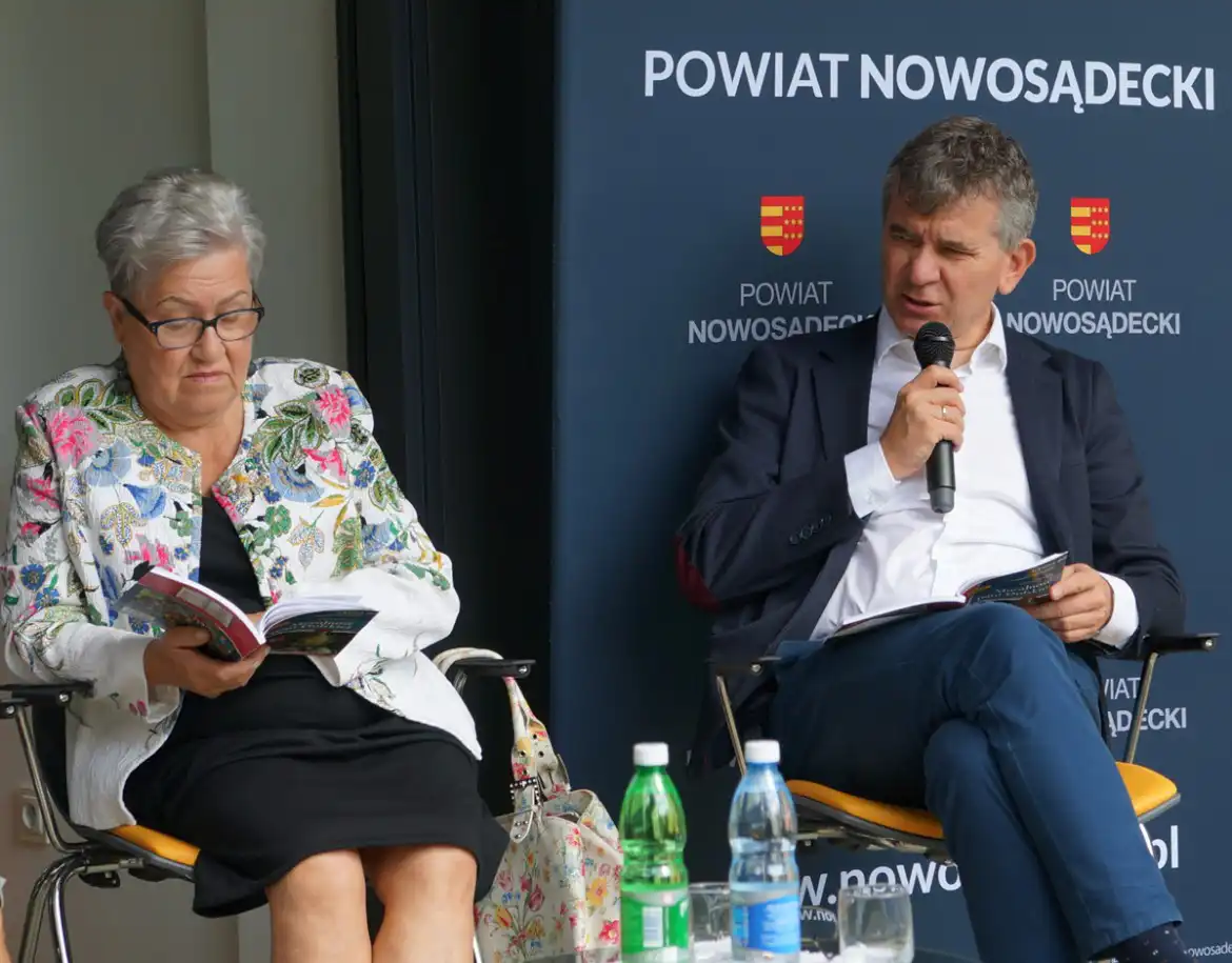 Narodowe Czytanie sztuki Gabrieli Zapolskiej w Bibliotece Publicznej w Starym Sączu