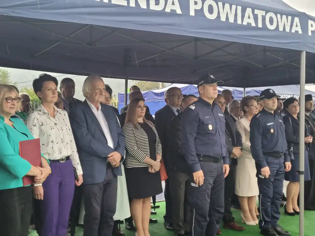 Posterunek Policji w Uściu Gorlickim staje się Komisariatem