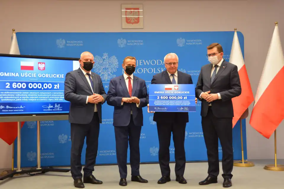 Gminy i powiaty w subregionie sądeckim z rządowym wsparciem na usuwanie skutków powodzi