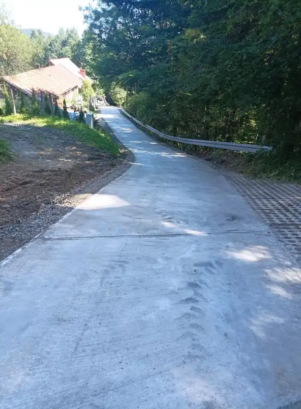 Letnie inwestycje drogowe w Obidzy. Poprawa infrastruktury na kluczowych odcinkach