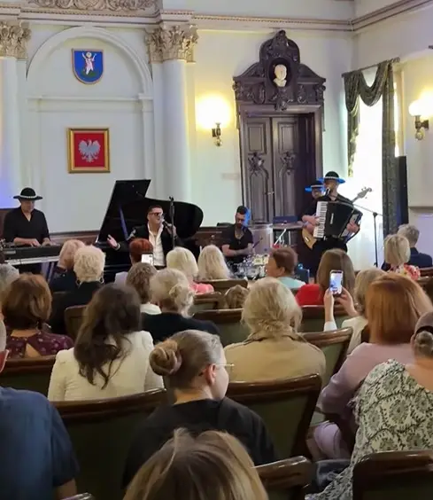 Nowy Sącz świętował imieniny Małgorzat. Były perły, życzenia i koncert Kordiana