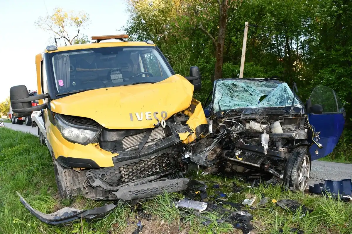 Wypadek w Limanowej. 17-latek naćpany i bez prawa jazdy za kierownicą