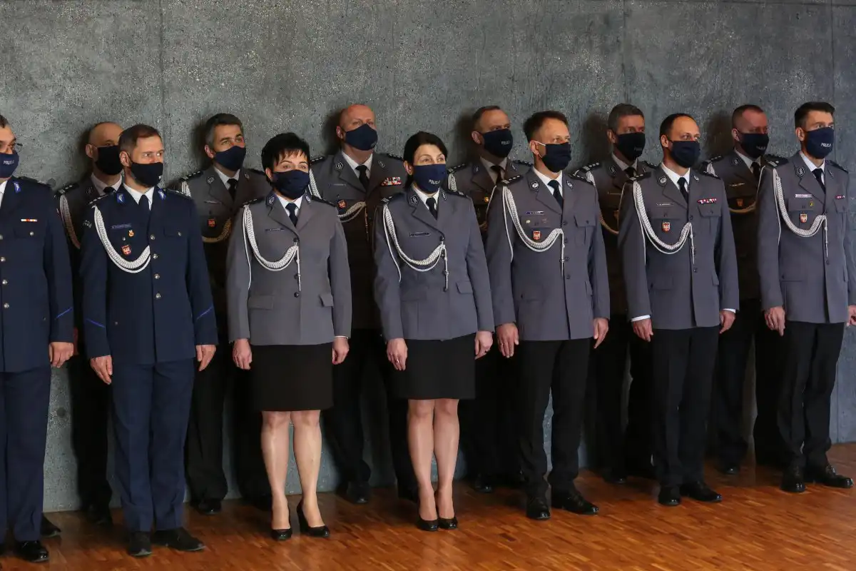 Nowi policjanci w jednostkach małopolskiego garnizonu Policji. Również w Komendzie w Gorlicach oraz Limanowej