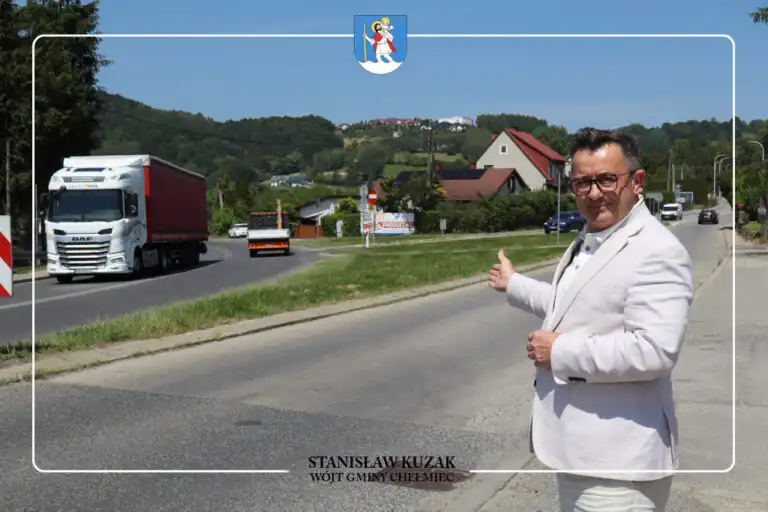 Trzy nieudane głosowania i jedna petycja. Spór o rondo w Dąbrowie wraca na sesję