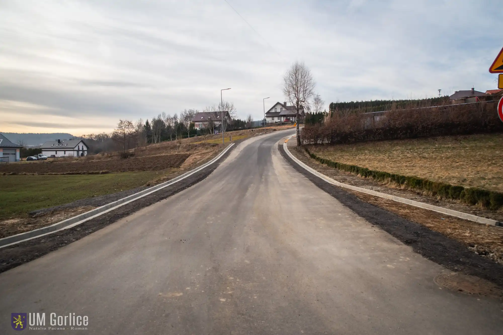 Gorlice. Ulica Tęczowa z nową nawierzchnią. Bezpieczniej i wygodniej