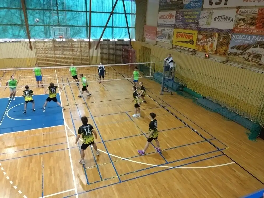 Powiatowa Licealiada w Piłce Siatkowej. Sportowe zmagania młodzieży w Gorlicach