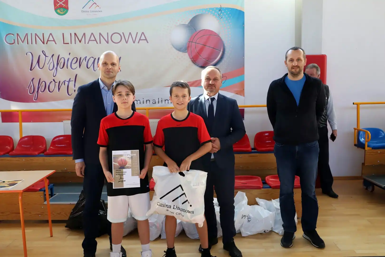 Koszykarskie emocje w Pasierbcu. Zwycięzcy Mistrzostw Gminy Limanowa 3x3