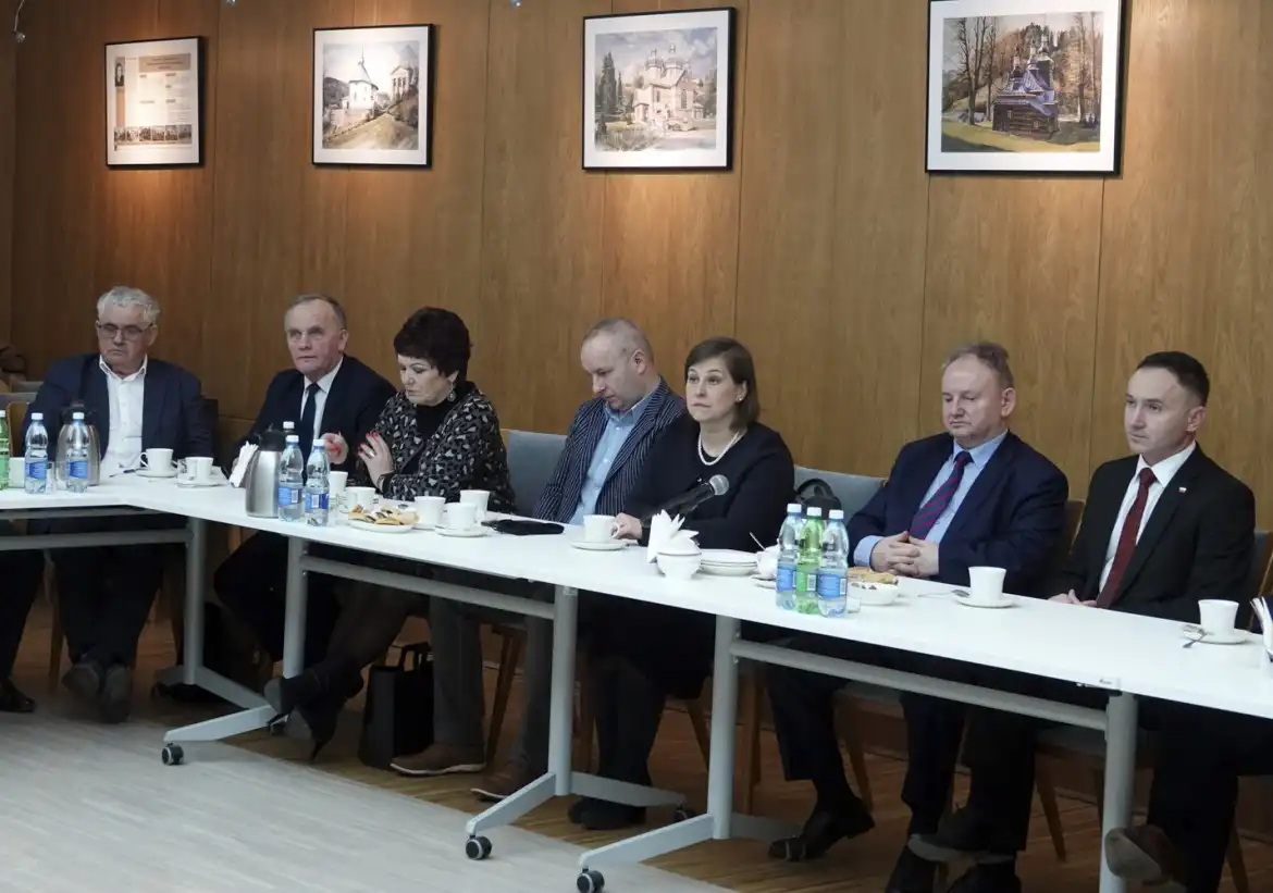 Samorządowcy z Sądecczyzny spotkali się z wicemarszałkiem Sejmu Ryszardem Terleckim