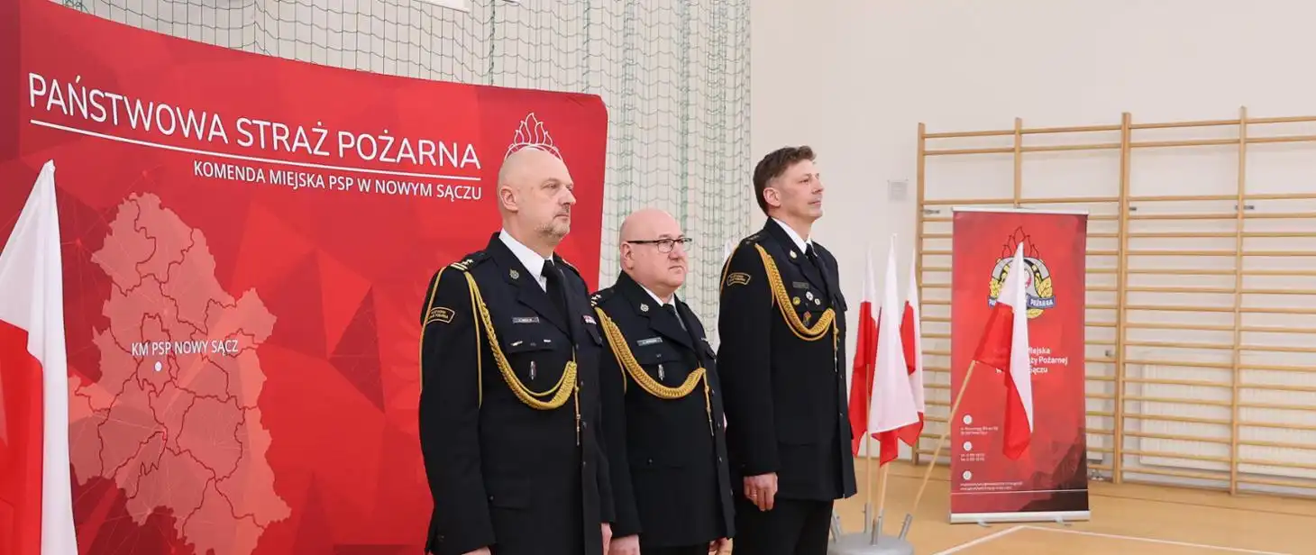 Pożegnanie trzech strażaków w Nowym Sączu. Zakończenie kariery pełnej oddania