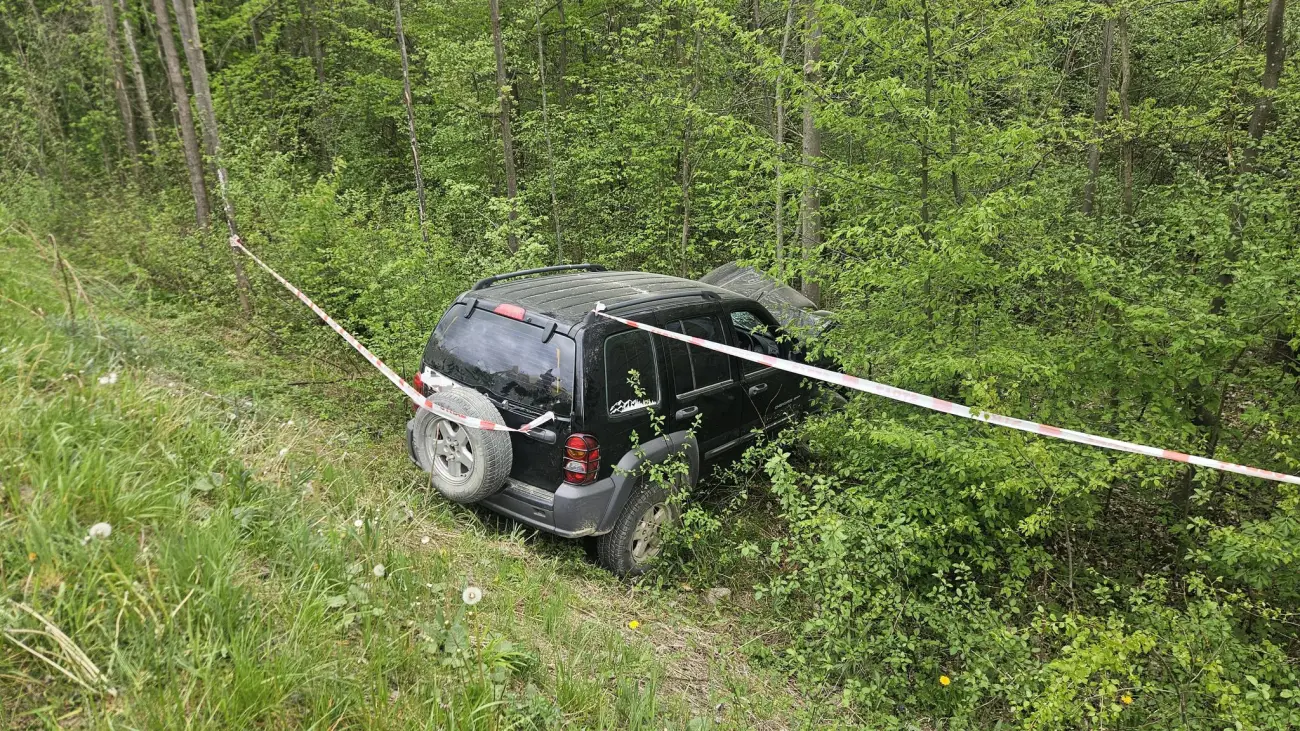 Samochód wypadł z drogi w Piwnicznej-Zdroju. Jedna osoba poszkodowana