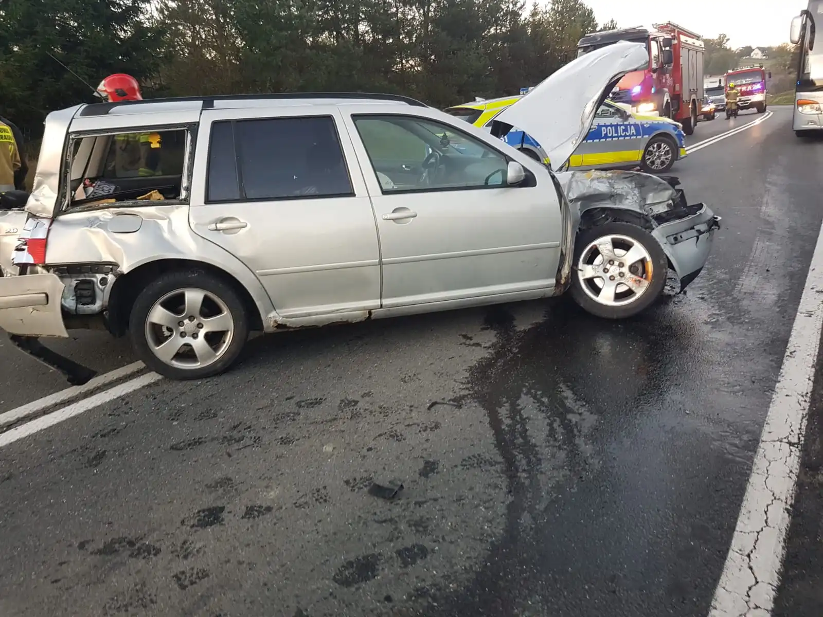 Wypadek na DK28 w Starej Wsi