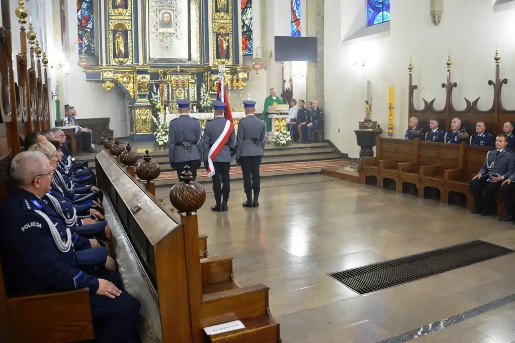 Uroczysta msza święta zainaugurowała sądeckie obchody święta Policji