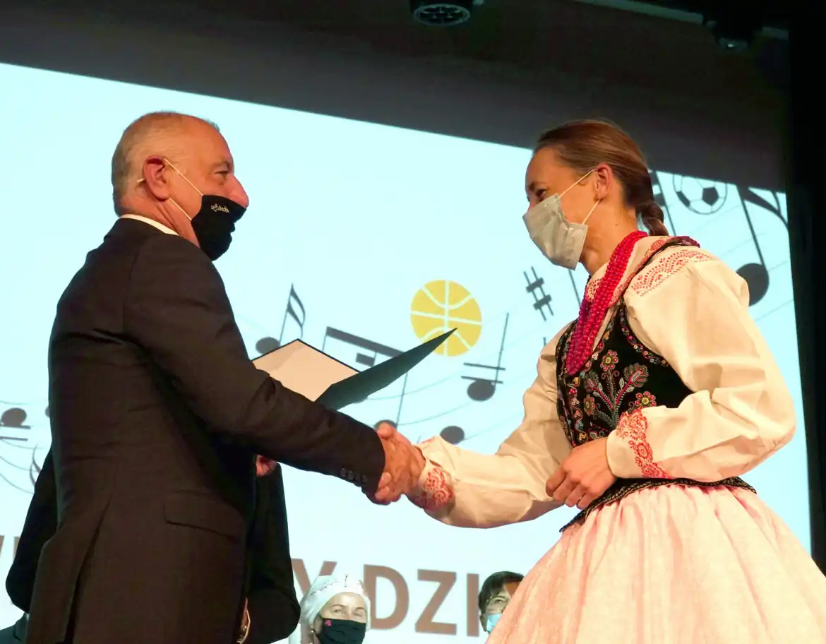 Powiatowy Dzień Działacza Sportu i Kultury: Starosta nagrodził animatorów kultury i zespoły regionalne